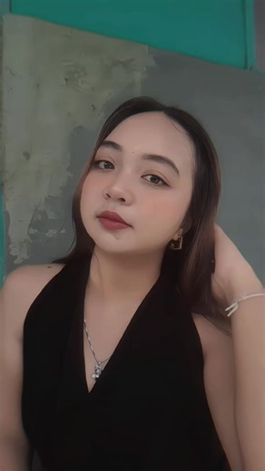 Ini gimana sih konsepnya ada yaa org yang disini udah diem , terus yang disono GONGGONG MULU , tapi giliran gue bales , gue DM , gue senggol balik , langsung di private semua akun nya😭🤣Masa iyaa kasusnya gue up lagi? WKWKWK~Udah anteng bgt lohh yang disini , nanti gue imbangin , malah gue yang di hina di katain abis abisan. kalo kata gue mah mending CHAT PRIBADI AJA GA SIH KE GUE , KALO ADA MASALAH MAH. Damn Shit🥵🤣#4upage#fypage#xyzbca