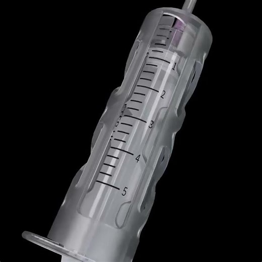 How Precision Injection Moulding Enabled a Safer Syringe Cover for Healthcare Professionals