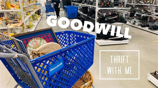 Can't believe I found them! | Goodwill thrift with me | Reselling