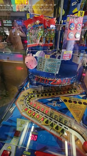 Attempt 2 trying to win $100,000 from arcade game #arcadegames #money #skillgame #carnivalgames #fyp