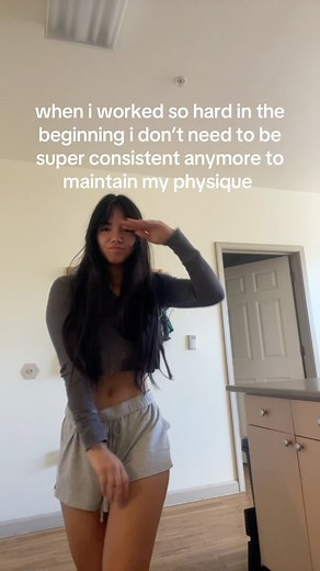 lizzy | build that base, eat healthy, and workout when you can🫡 | Instagram