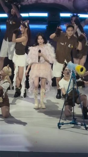你有没有看见一只小鹿 好糊的画质😶#白鹿 #白鹿十周年