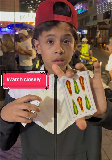 🇨🇴 A magic trick from your favorite little hustler ! #fyp #travel #magic