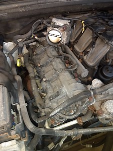 Removing valve cover