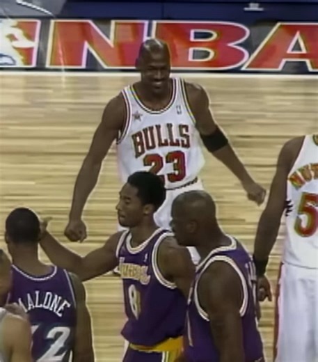 Michael Jordan vs Kobe Bryant: NBA All-Star Game Highlights