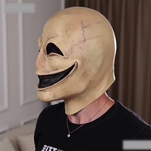 Creepy Smiling Full Head Latex Mask Halloween Cosplay Prop
