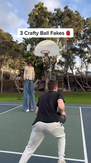 Ball fakes help me score on Bobby #basketball #ballislife #tall