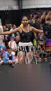 453K views · 19K reactions | Australian Aboriginal Dancers - Manito Ahbee Pow Wow | PowWows.com | Facebook