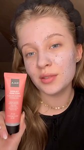 9.7K views | Răsfață-ți tenul cu noile măști naturale NALA!  Descoperă cele 7 formule noi cu ambalaj 100% din trestie de zahăr - biodegradabil ♻️ @elena_costachescu #facemask #skincare #calmingmask #naturalcosmetics #nalacosmetics #nalamoldova | NALA Natural Cosmetics | Facebook