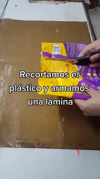 Tutorial: Cómo hacer una Billetera de Plástico Reciclado