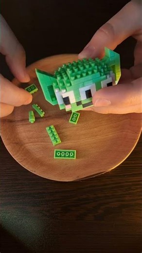 ASMR | Building Toy Story’s Alien 👽💚 | Mini Bricks #asmr #buildingblocks #minibricks #toystory