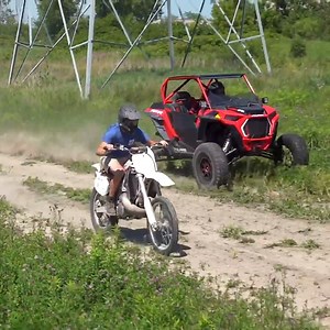 2.1M views · 7.5K reactions | Honda CR500 vs BIG TURBO Polaris | SXSBlog.com | Facebook