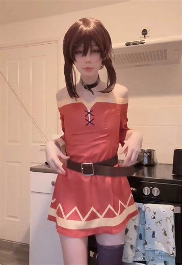 fank you guys for so much love and support in my cosplays recently i didn’t know if i would come back to doing this but everyone is so grate #megumin #cosplay