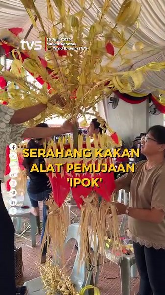 11K views · 58 reactions | Serahang Kakan alat pemujaan 'Ipok'  Strim live di tvsarawak.my atau di aplikasi MYTV Mana-Mana, Unifi TV dan Astro GO sekarang! #TVS122 #TVSNews #TVSarawak | TVS | Facebook