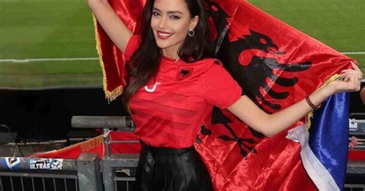 Apresentadora da Albânia viraliza após torcida e fotos na Eurocopa
