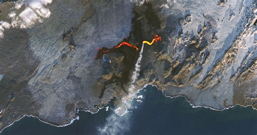 Satellite Captures Volcanic Lava Flow Threatening Iceland's Blue Lagoon