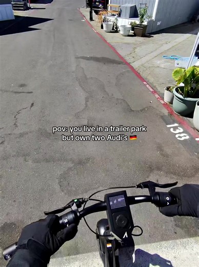 we own the traila too 😂 #fyp #parati #home #audi #s4erik