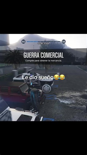 Alguien sabe porque pasa eso? Si sabes escríbemelo en los comentarios #gta5online #parati #fyp