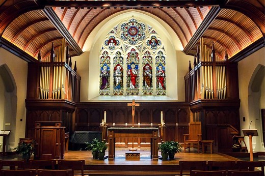 Dahlgren Chapel of The Sacred Heart - Campus Ministry