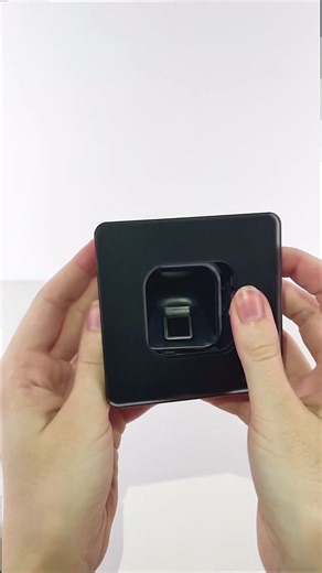 ekey xLine Fingerprint Cover