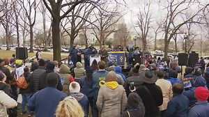 Hundreds demand higher federal employee pay, pushing for FAIR Act
