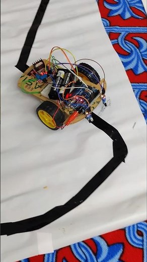 How to make Line Following Robot Using Arduino #arduinoprojects #arduinouno #arduinoproject #robot