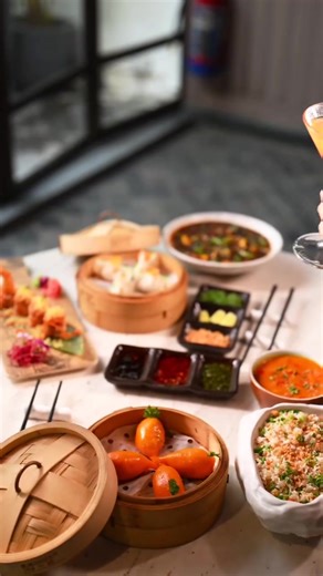 It’s your turn to drool over Papaya's special four-course menu. Indulge in top-notch Pan-Asian cuisine, flavourful delicacies and unforgettable cocktails waiting for you!​ 📍 Papaya, Third Floor, Palladium. | Phoenix Palladium