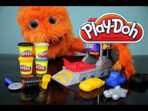 Transformers Play Doh Autobot Workshop Playset Video Review // Fuzzy Puppet