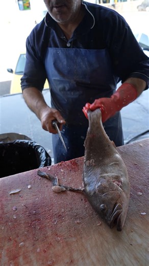 Bony Fish? No Problem – Watch This Cleaning Trick
