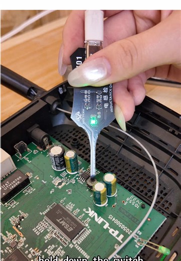I bet 99% of you folks have no clue how to quickly test a motherboard. When we're fixing stuff, the worst part is just guessing which part went bad. #SummerVibes#DIY#tiktokshopjumpstartsale #tiktokholidayhaul