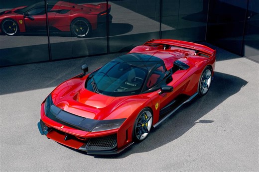 Ferrari F80 (2025). 1 200 ch pour la nouvelle supercar au V6 hybride, héritière de la F40