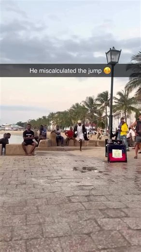 “Nothing beats a Jet2 Holiday” 😭 [🎥: @yessjamal ] | Complex