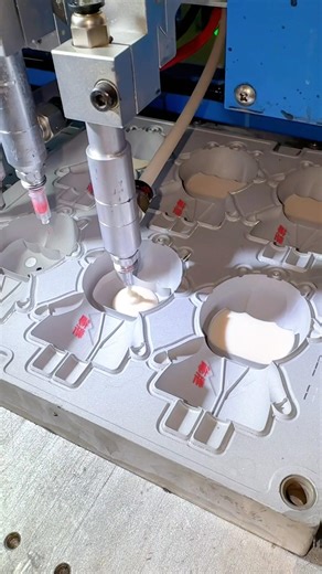 3D pvc keychain making machine,soft pvc rubber keychains machine,pvc dispenser machine