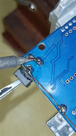 The Most satisfying desoldering ever