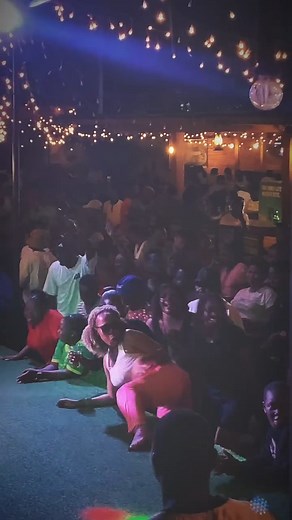 DworldTv live on Reels