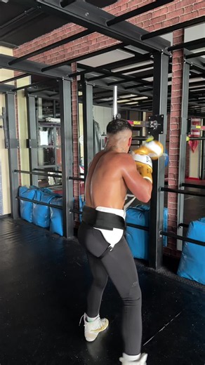 Boxing Basics: Essential Moves and Training Tips