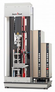 Prüfmaschine von Zwick Roell untersucht Auslösekraft von Pens