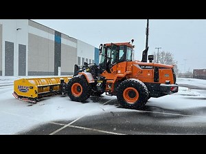 Doosan DL250 and Asv Rt40 Plowing Wet Heavy Snow