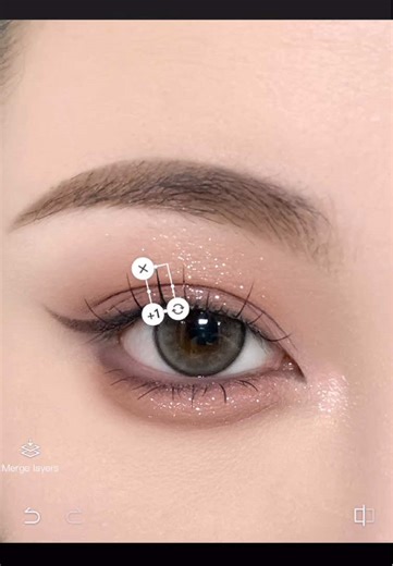 Curved Eyelash Drawing Technique Explained