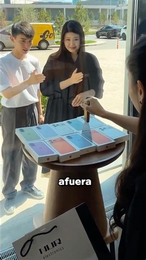 Comprar Un iPhone Es Como Servir Un Pastel 😲