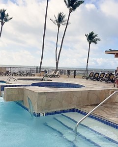 Welcome to Sugar Beach Resort in North Kihei, where your Maui condo offers sweeping ocean views. Located on Maui's south side, enjoy clear Pacific vistas, easy access to Ma'alaea Harbor and the Ocean Center, and an ideal base for exploring the island. The resort features oceanfront units with private lanais for sunset watching, a long sandy beach for romantic walks, and a putting green. https://www.aliiresorts.com/vrp/complex/sugar_beach_resort | Ali'i Resorts - Maui