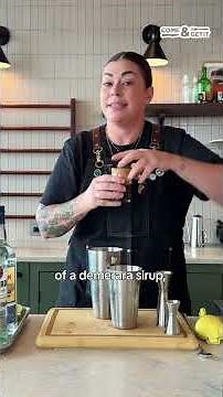 @likeablecocktails is here showing us how she makes a classic, riff & zero-proof daiquiri