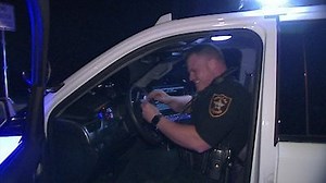 Watch Cops Season 32 Episode 13 - Brush With Trouble