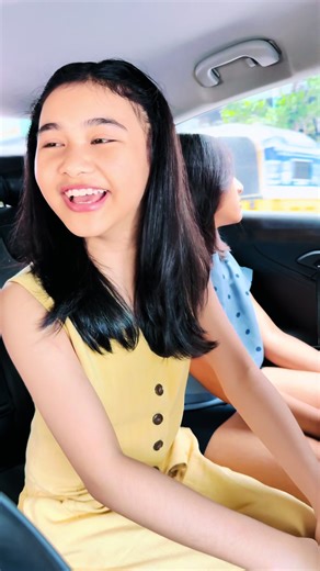 With my sister 🫶🏼💛#sweetalien #foodie #fashiontiktok