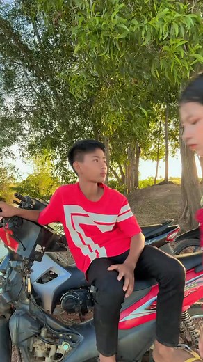 Like Kiss You… So Sweet 💖 | Cute Romantic Vibes | Ly Ey Reels