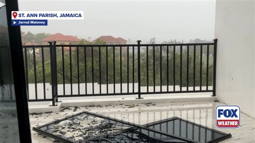 349K views · 1.8K reactions | STAY BACK: Hurricane Melissa’s intense winds slam structures in Jamaica. See the moment caught on camera where windows shattered live at FOX Weather’s reporting location. #jamaica #hurricane #hurricaneseason #extremeweather #FoxWeather | FOX Weather | Facebook