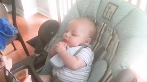 1.3M views · 10K reactions | الاطفال  و الطعام  هههههههههههه 藍⚡⚡⚡ | Bébé | Facebook