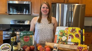 Summer fills Hy-Vee produce aisles with a bonanza of fresh options! Fill up your cart with fresh produce to make these two delicious, #HyVeeDietitianApproved recipes from July Seasons magazine! #HyVeeDietitian Melissa Jaeger will teach you how to make Plumcot Crostini - the perfect summer appetizer and Peach & Burrata Salad 🍑 - a balanced, sweet and salty salad. Simple, refreshing and perfect for summer - plus loaded with healthful vitamins, minerals and fiber to help you balance your diet. Fol