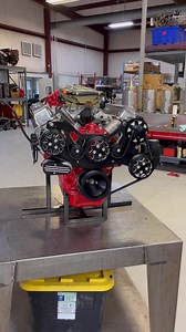 Really cool Y-Block Ford I spotted over at Automotive Specialists, Inc. pumping out over 400 horsepower thanks in part to custom adaptors to mount up a pair of Holley Sniper EFI throttle bodies! | Horsepower Monster