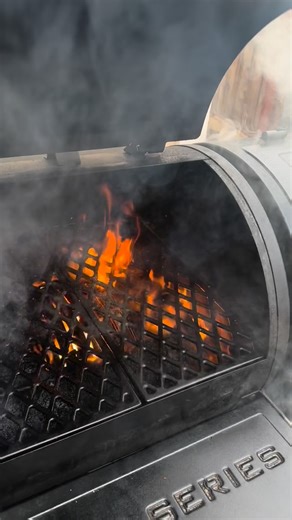 BBQGuys.com on Instagram: "Did you know? “Burping the grill” is a safety technique for hot grills where you slightly crack the lid open a couple of inches, close it briefly, then repeat before opening fully, preventing a dangerous backdraft/flashback of flames by allowing oxygen to mix in slowly and safely, avoiding serious burns."